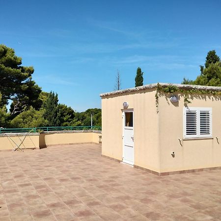 Old Captain'S Apartments - In A Pine Wood By The Sea And Tennis Courts Split Exteriér fotografie